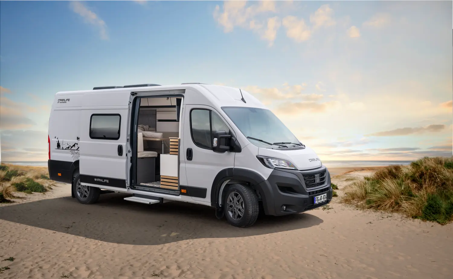 van Caravan & Reisemobil Center Isaak